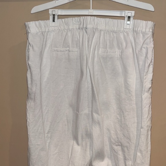 Chicos ladies pants 100% size US 18 / 3.5 white with eyelit lace bottom detail - Picture 6 of 9